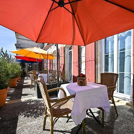 Hotel Des Artistes Tarascon Exterior photo