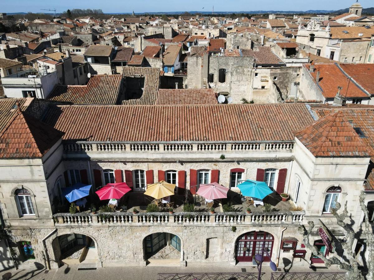 Hotel Des Artistes Tarascon Exterior photo